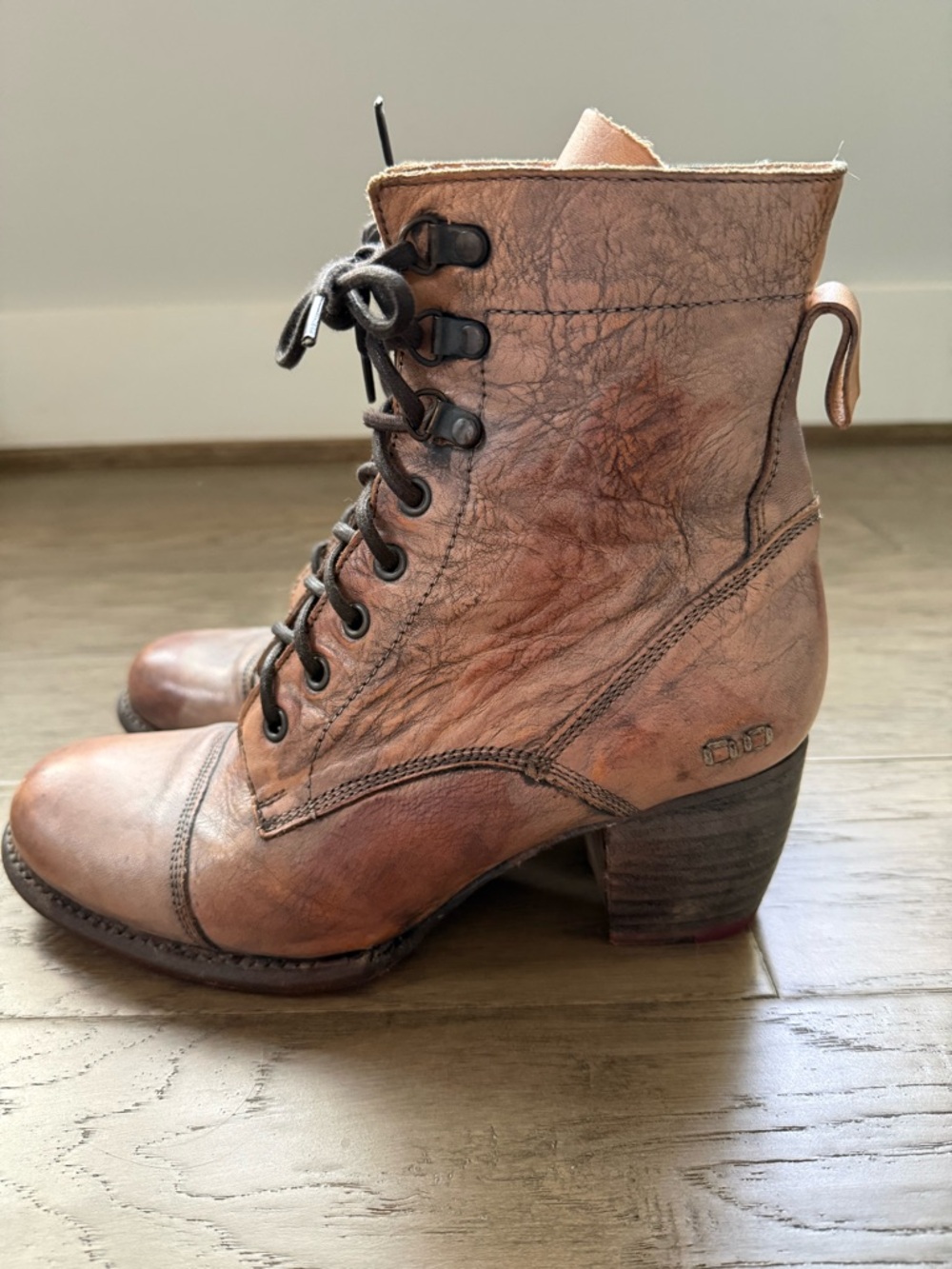Bed Stu Women's Judgement Boots - Distressed Teak - size 10 - Picture 4 of 9